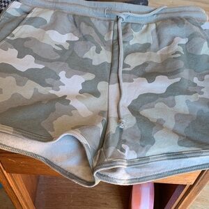 Olive & Oak Camouflage Shorts